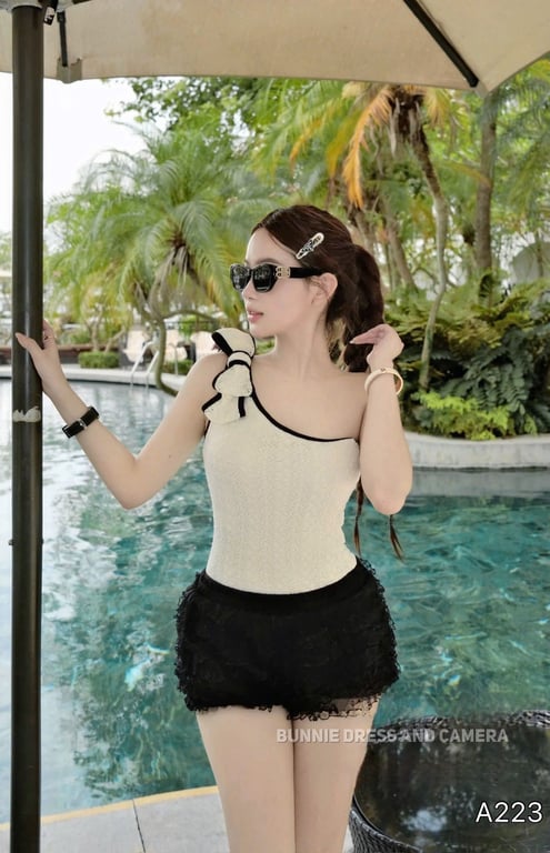 A223- set bodysuit vai nơ + quần ren