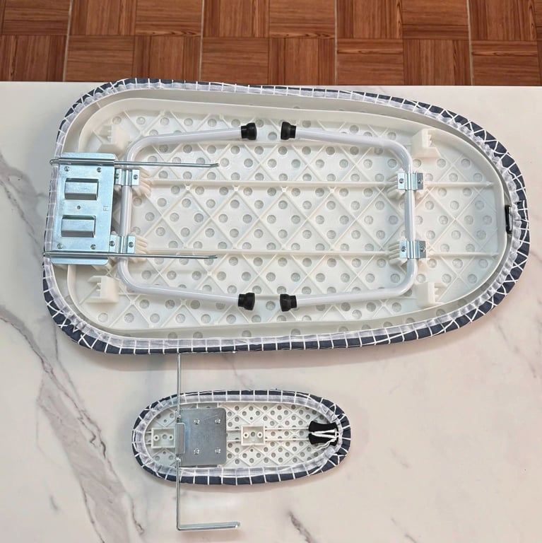 Bàn ủi gấp gọn  - GHA331