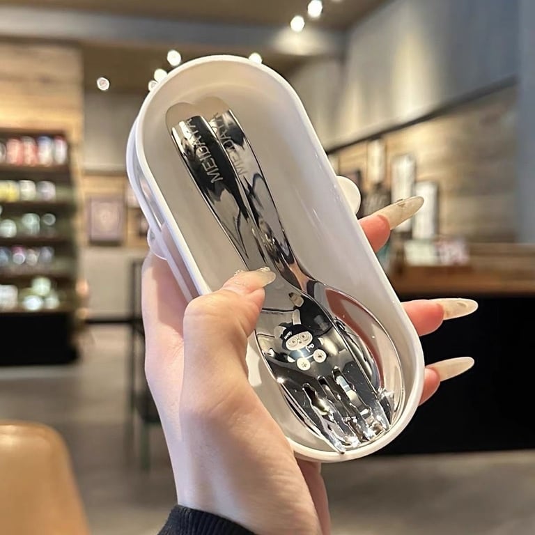 Sét Thìa Dĩa Cho Bé Ăn Dặm Kèm Hộp Đựng