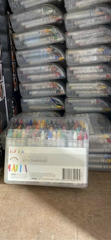 HỘP MÀU 64 CHI TIẾT