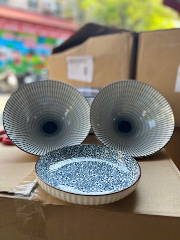 SET 2 BÁT 1 ĐĨA SỨ hàng km của Comfort