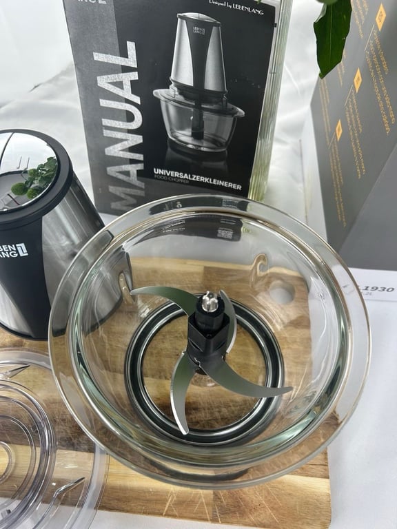 MÁY XAY THỊT CỐI THUỶ TINH LEBENLANG LBL1930