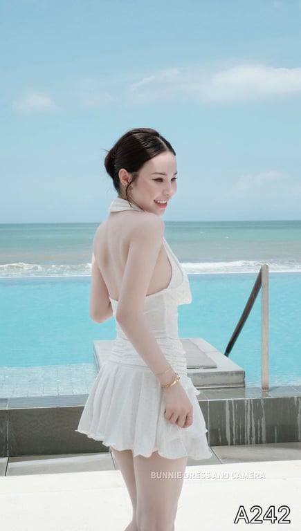 A242- yếm nơ trắng đá LINHHOANG