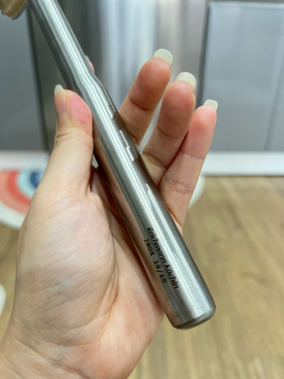 RK661 - Đập tỏi chiết eo inox304