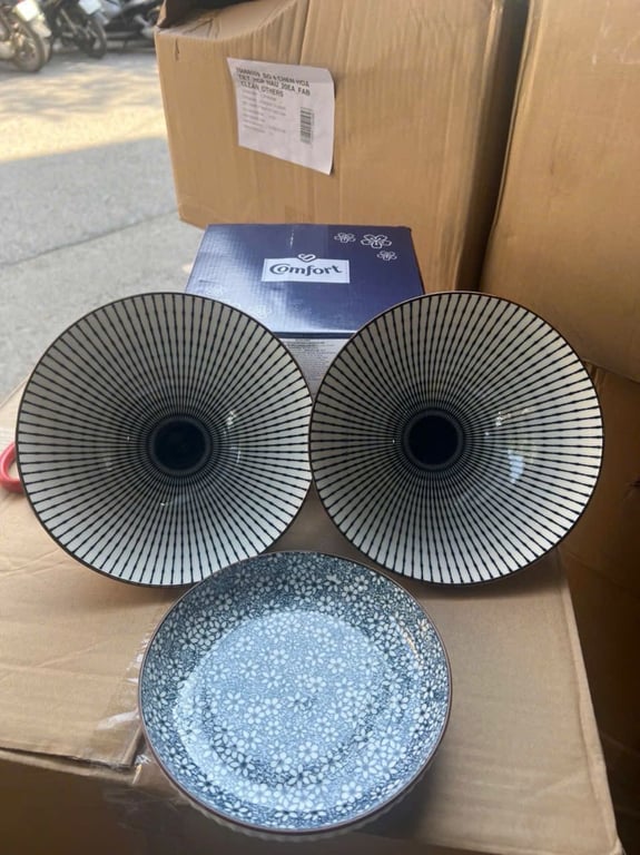 SET 2 BÁT 1 ĐĨA SỨ hàng km của Comfort