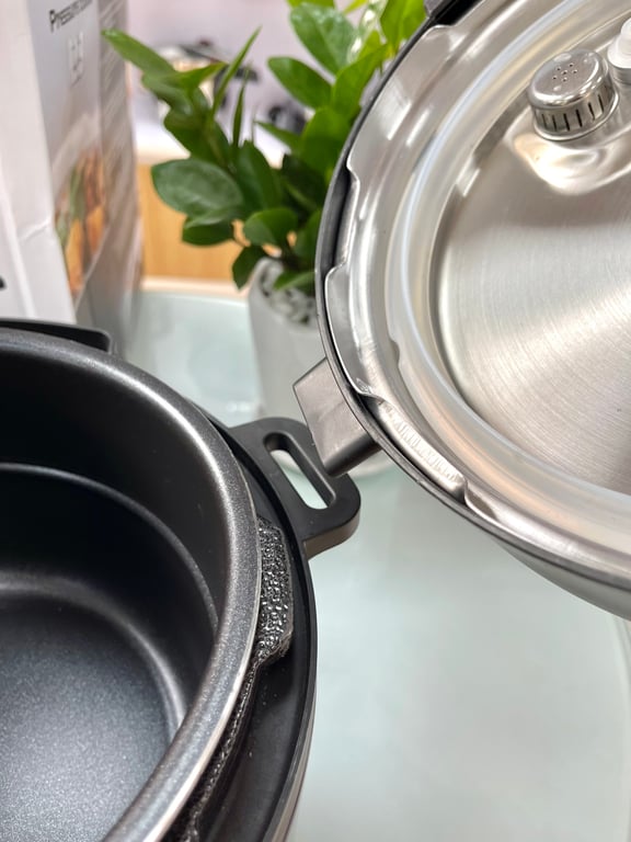 NỒI ÁP SUẤT ĐIỆN KALPEN P3 DUNG TÍCH 4L