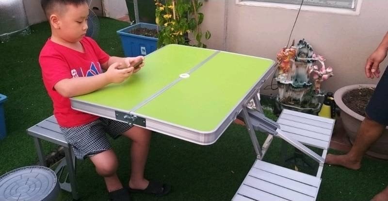 bàn xếp siêu gọn kèm ghế thông minh