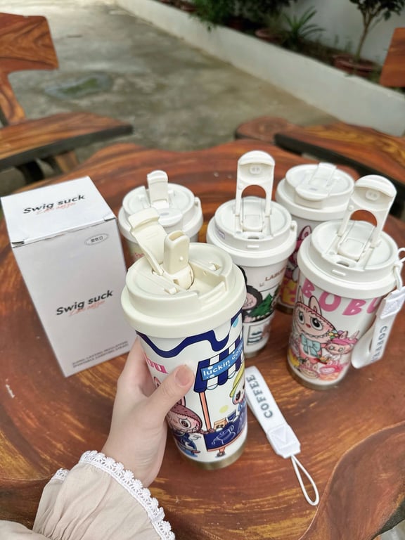 bình GIỮ NHIỆT LABUBU 600mL