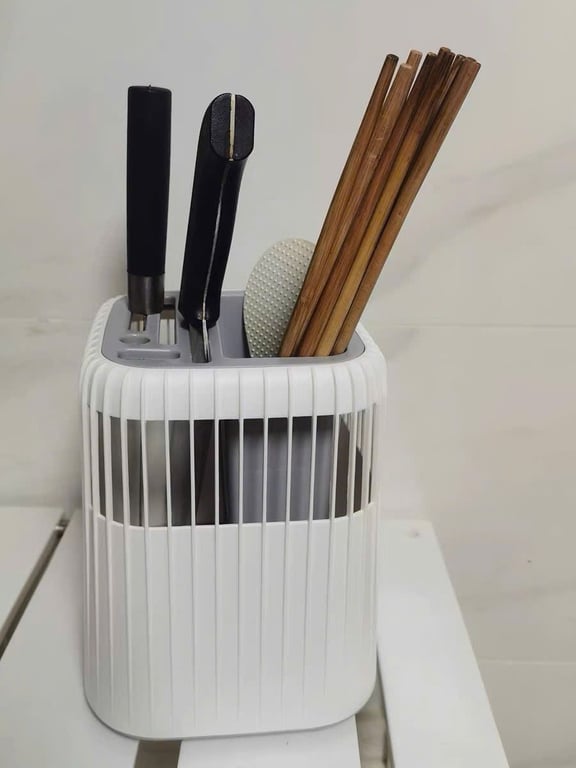 ỐNG ĐỰNG ĐŨA Xoay 360°