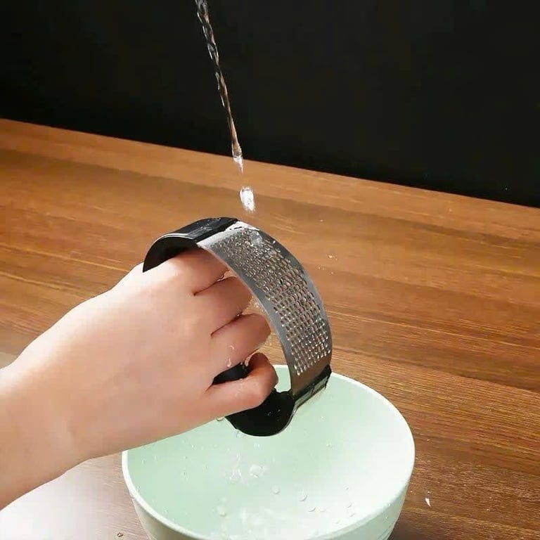 DỤNG CỤ NGHIỀN – ÉP TỎI INOX 304 MIRAI