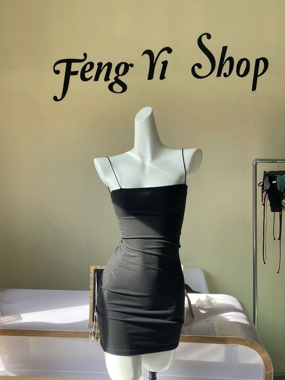 Đầm 2 dây ngắn
