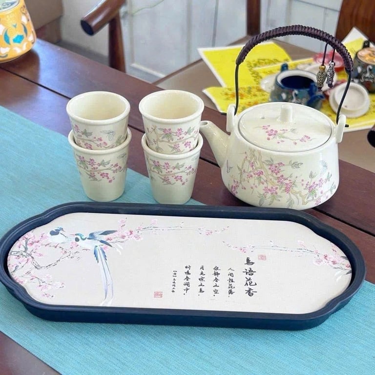 Set ấm trà cực xinh
