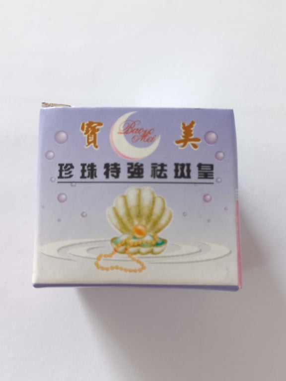 Kem nửa vầng trăng xịn