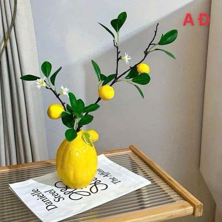 Cành chanh mỹ  kèm lọ xinh ơi là xinh