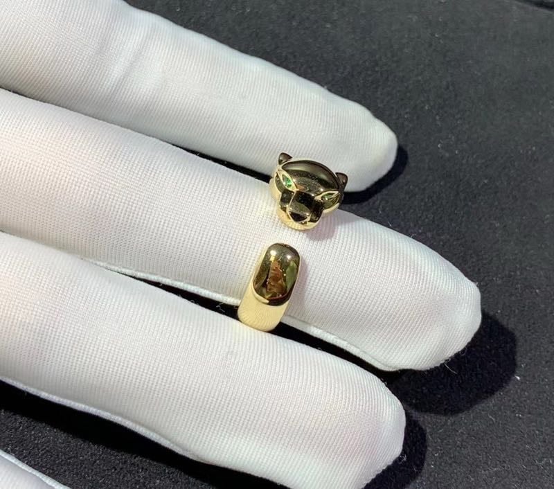 Nhẫn Panthère De Cartier
