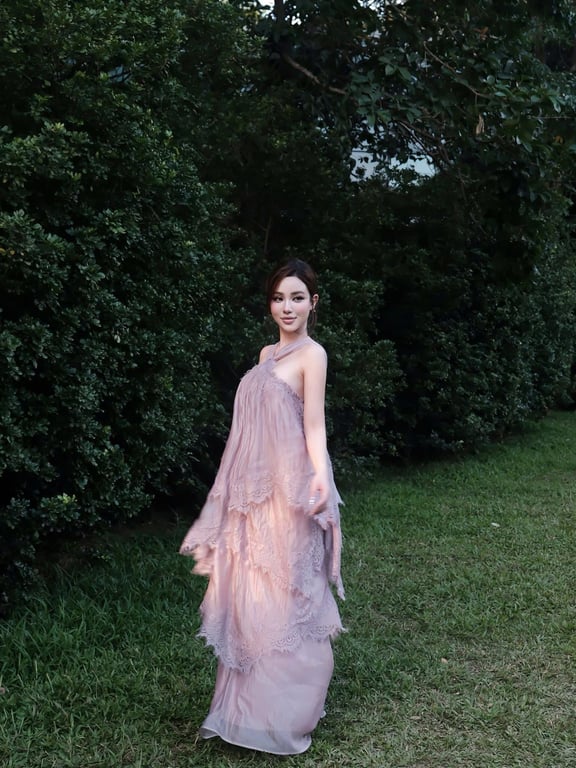 Đầm tím tầng Hằng Đoàn