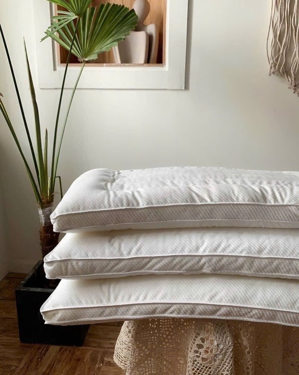 gối thấp hàng xuất châu âu