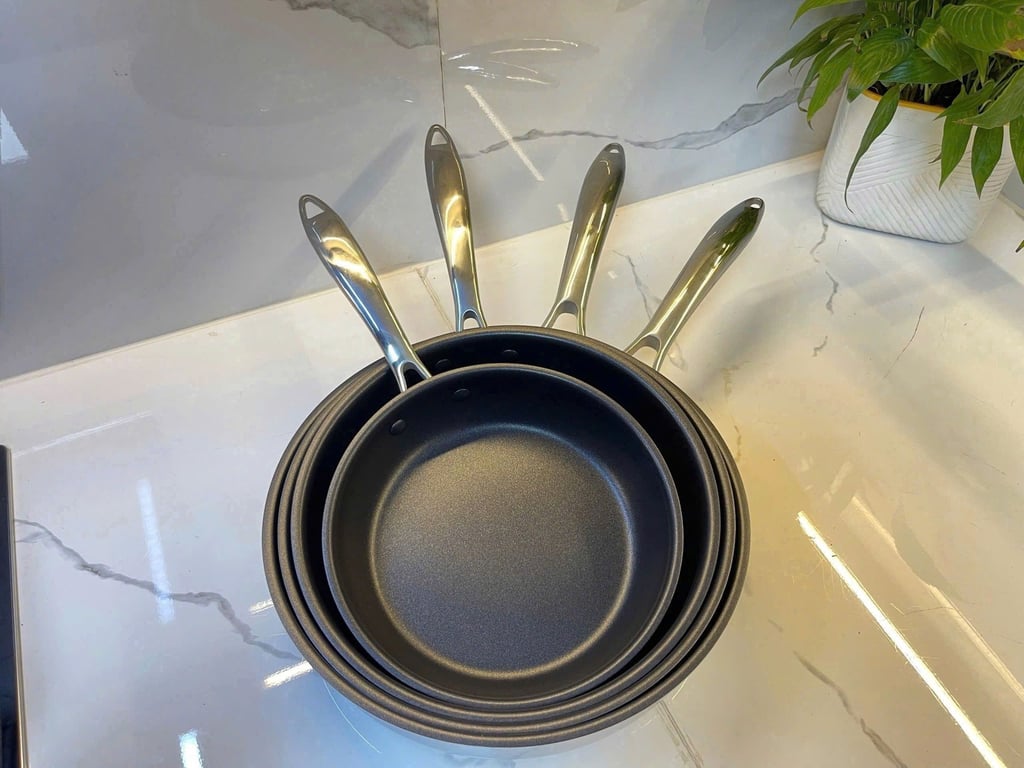 Chảo Chống Dính Đáy Liền Prato Size 20/24/26/28cm