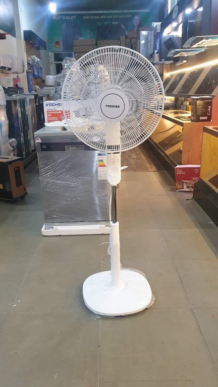QUẠT CÂY TOSHIBA LSA10(K)VN