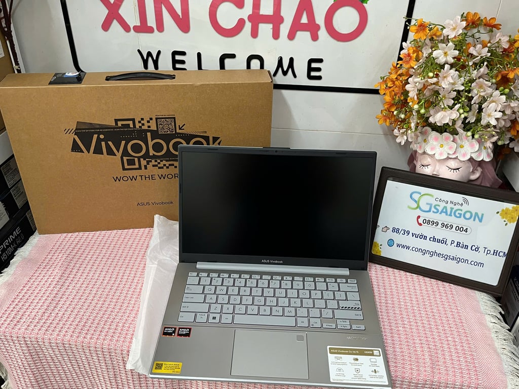 Laptop ASUS Vivobook Go 14 E1404FA-EB935W