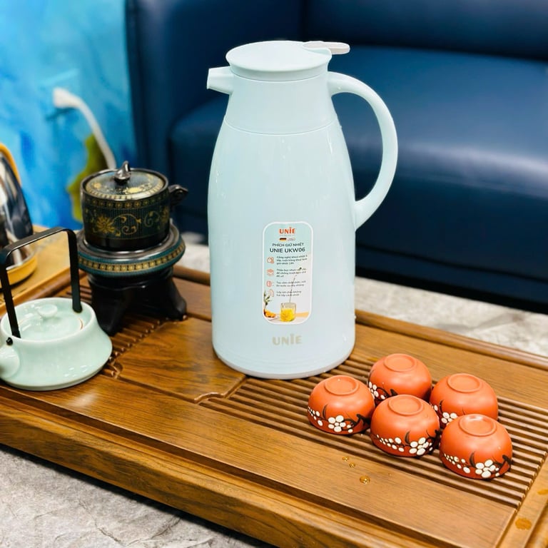 Phích giữ nhiệt Unie UKW06 1.6L