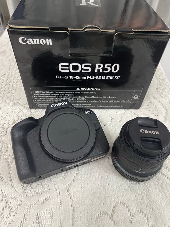 Canon r50 new đen chính hãng