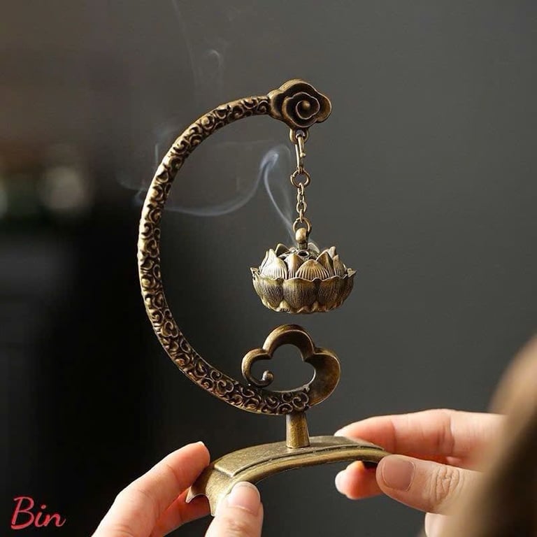 Lư Đốt Nhang Trầm Hương , Xông Nụ Trầm Bằng Đồng Cao Cấp Chạm Khắc Hoa Văn Tinh Xảo Bảo Trầm Linh Hương