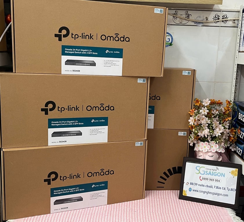 Switch TP-Link TL-SG3428 (24 port gigabit RJ45 ports và 4 port gigabit SFP)