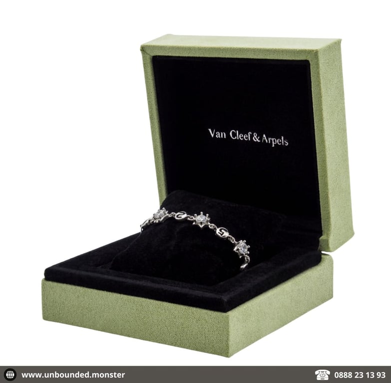 Hộp trang sức Van Cleef loại 1