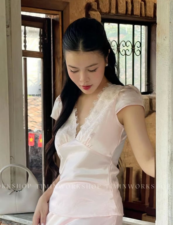 Full set chân váy lụa hồng nhạt