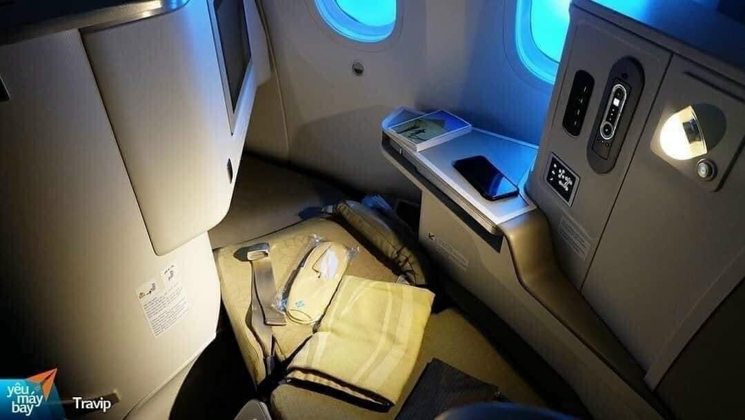 Chăn len vàng HẠNG THƯƠNG GIA