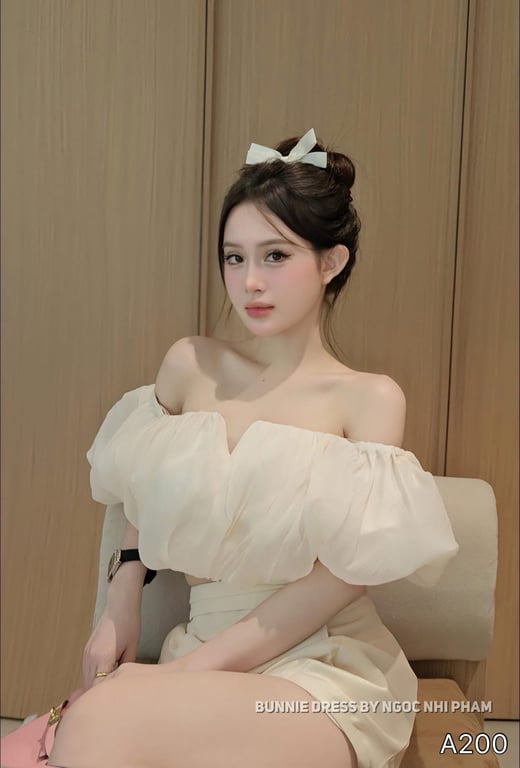 A200- set áo trễ vai bồng kèm quần tafta