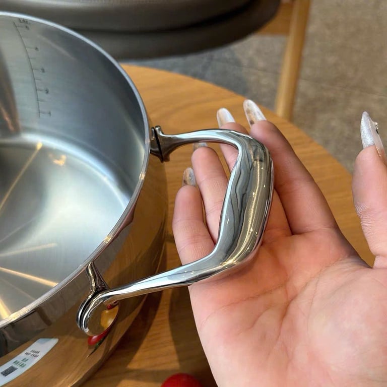 Nồi canh quả táo Oyatton 26cm - O558