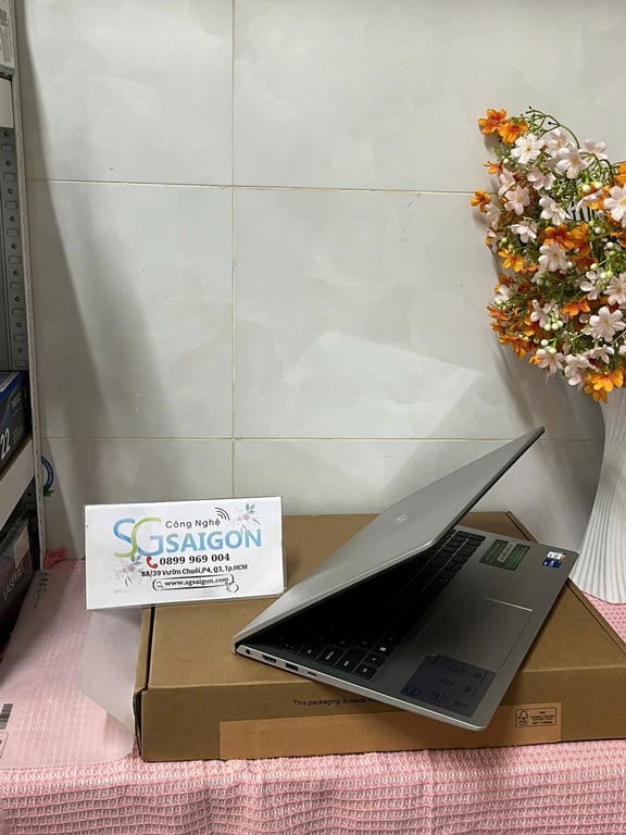 Laptop Dell Inspiron 15 3530 71053721 (Intel Core i7-1355U/ 16GB/ 512GB/ 15.6 inch FHD/ Win 11/ Office/ Bạc)