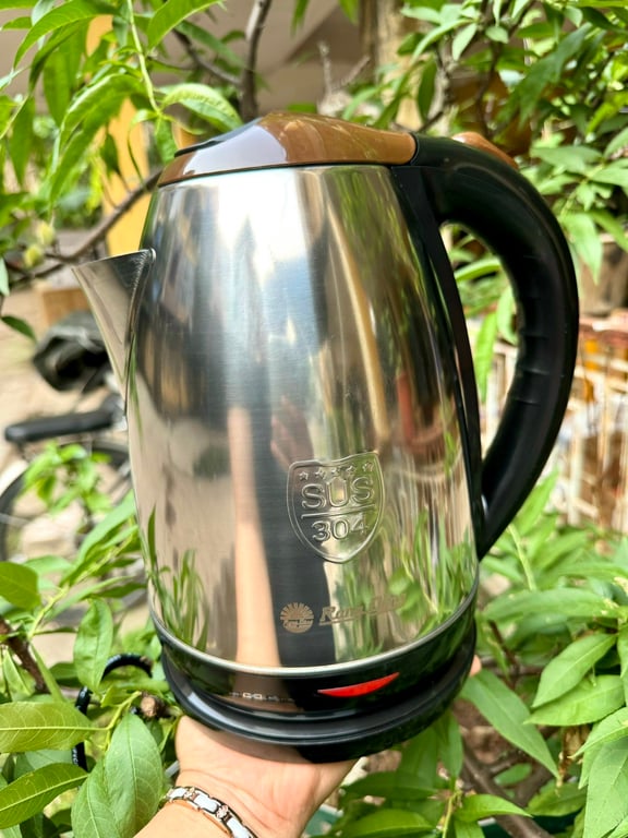 ẤM SIÊU TỐC RẠNG ĐÔNG 1.8L😘