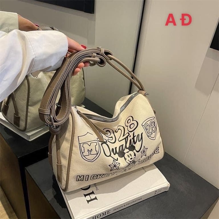 CHỐT GẤP EM MÃ TÚI MICKEY ĐANG HOT