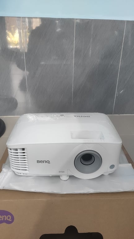 Máy Chiếu Đa Năng KTS BenQ MS550