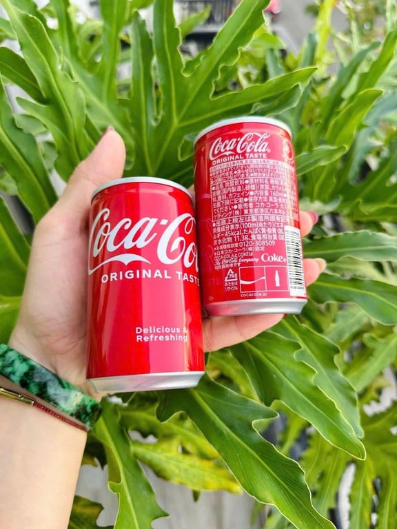Thùng 30 lon coca mini Nhật (160ml)