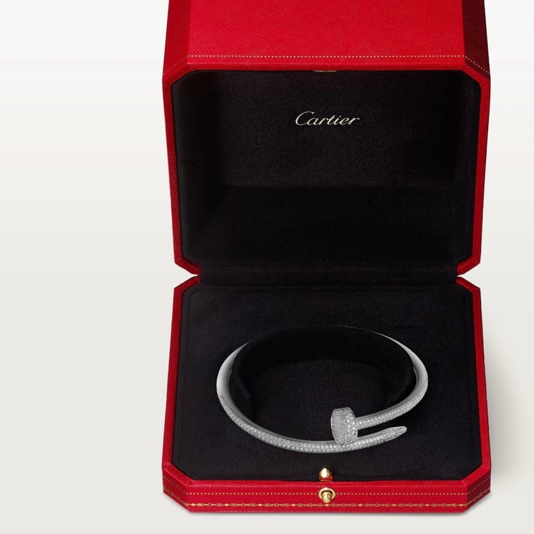 Vòng tay Juste un Clou Bracelet – Classic Model, Half-Paved with Diamonds