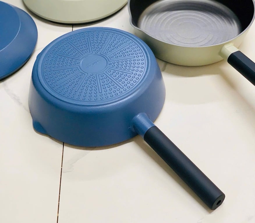 CHẢO ĐÚC LOCK&LOCK MASTER DEEP PAN CÓ NẮP 24CM LMD1245 🛵