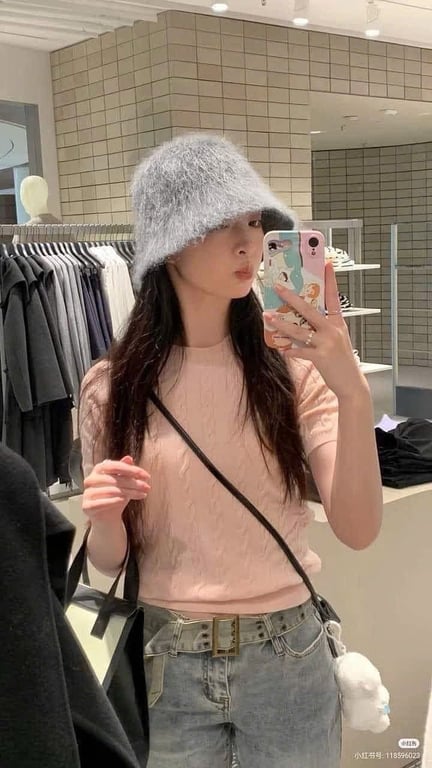 Áo len vặn thừng UNl QL0