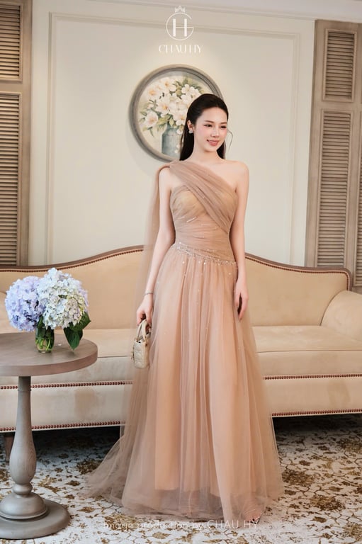 Đầm lệch vai đính đá ( size S ) chau hy