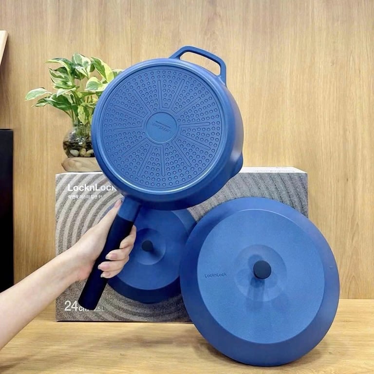 CHẢO ĐÚC LOCK&LOCK MASTER DEEP PAN CÓ NẮP 24CM LMD1245