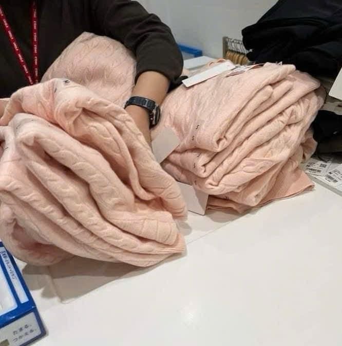 Áo len vặn thừng UNl QL0