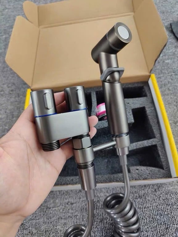 BỘ VÒI XỊT VỆ SINH TĂNG ÁP CAO CẤP KLB25