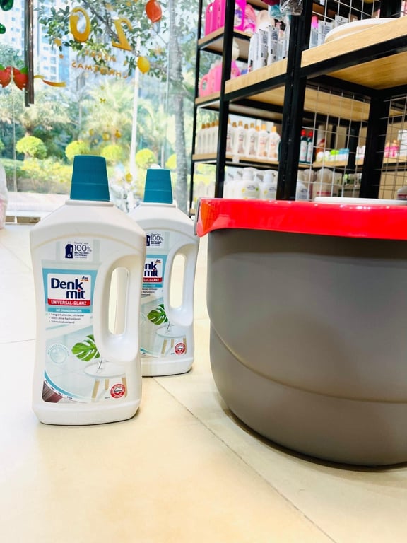 Nước lau sàn gạch Denkmit 1 Lít
