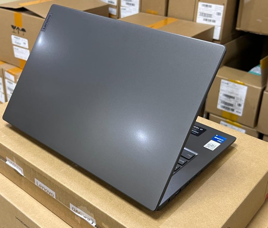 Laptop Lenovo V14 G4 83A000FNVN (Intel Core i5-13420H | 16GB | 512GB | 14 inch FHD | Intel UHD | NoOS | Xám)