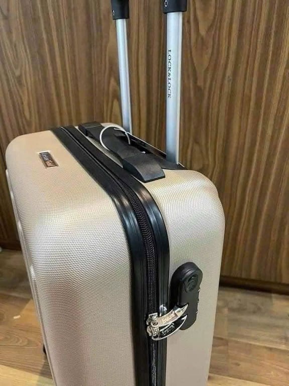 VALI LOCK&LOCK màu gold 20cm