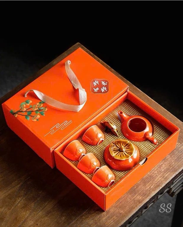 BỘ ẤM TRÀ GỐM SỨ HÌNH QUẢ HỒNG