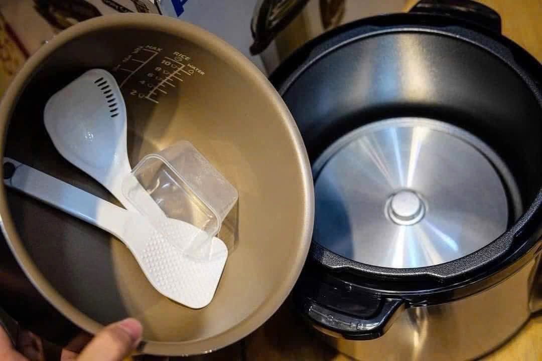 Nồi áp suất điện Philips HD 2103 (5L)